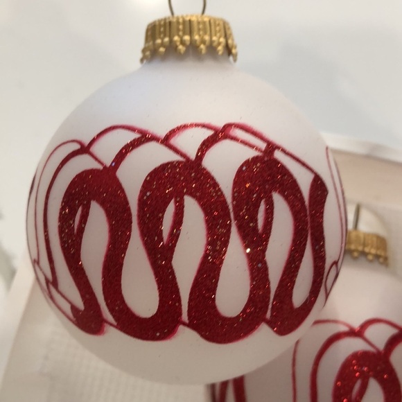 VTG Christmas by Krebs ornaments red and white set of 4 NIB - Picture 1 of 8